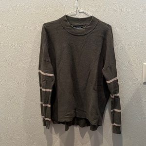 American Eagle women’s green sweater size medium